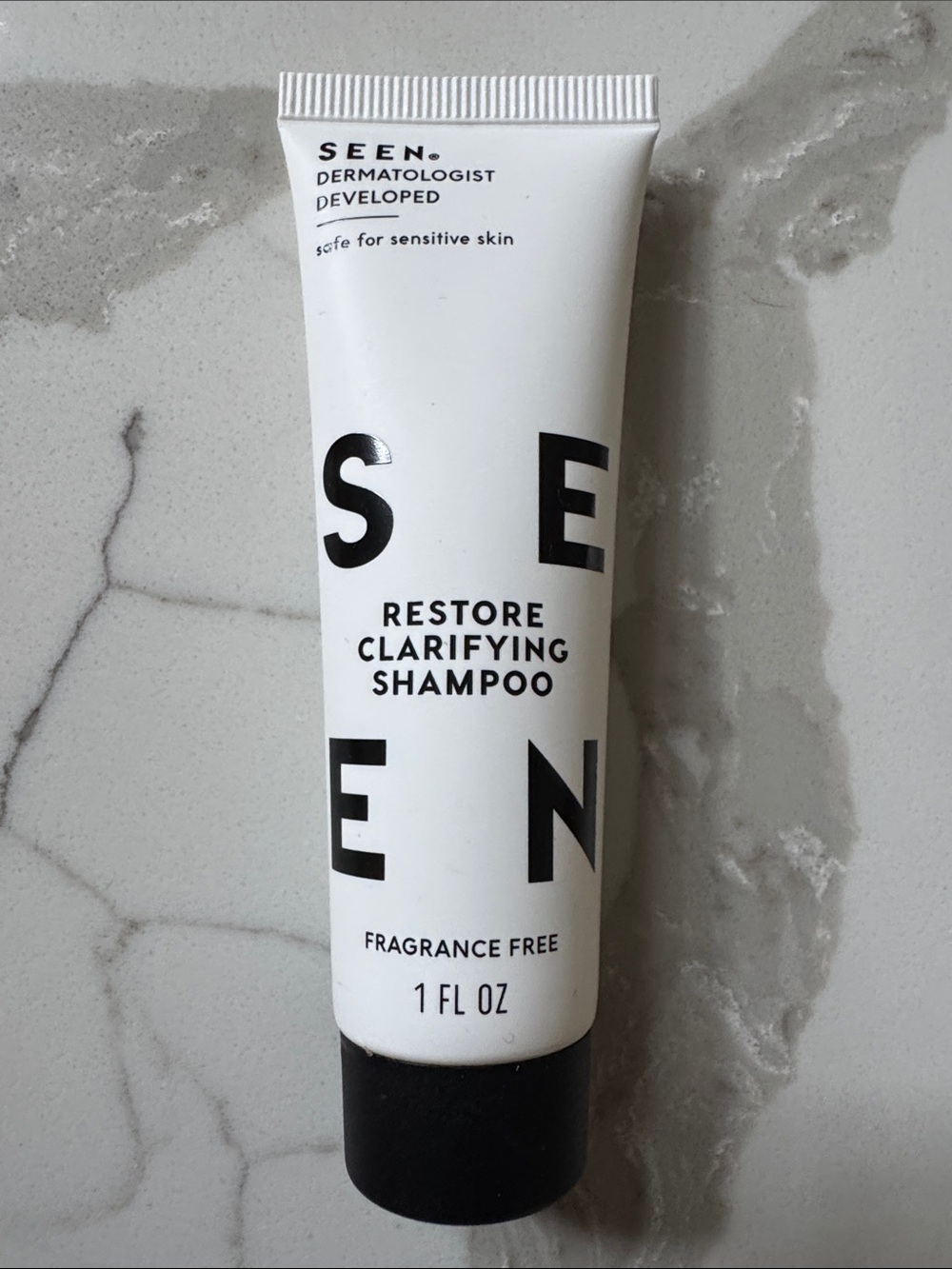 🌸5/$25🌸 Seen restore clarifying shampoo